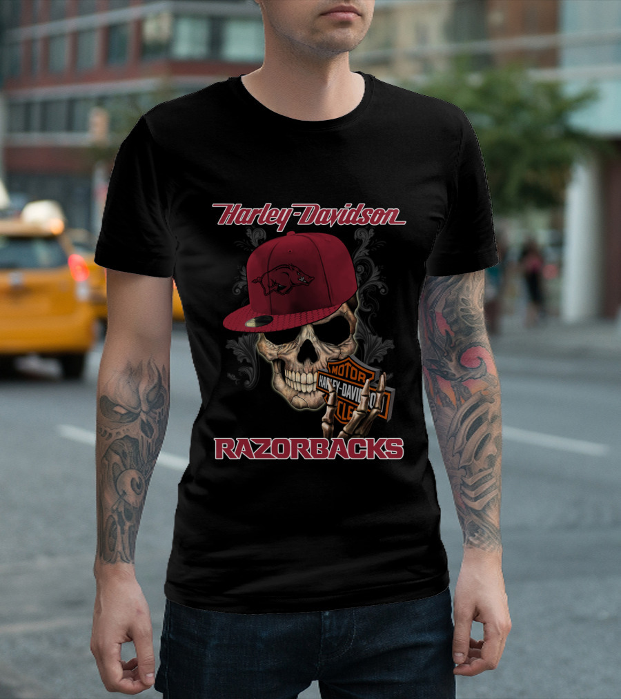 Harley Davidson Skull Arkansas Razorbacks Moto Club Hat T-Shirt