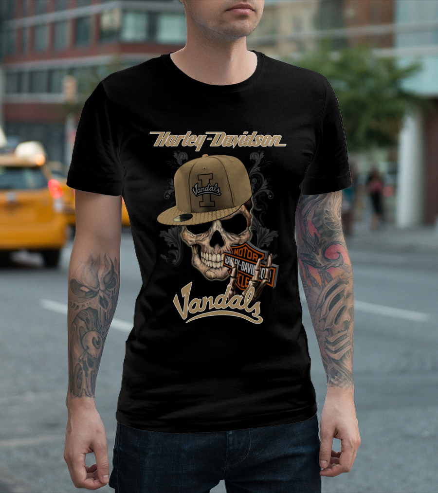 Harley Davidson Vandals Skull With Idaho Hat And Motor Badge T-Shirt