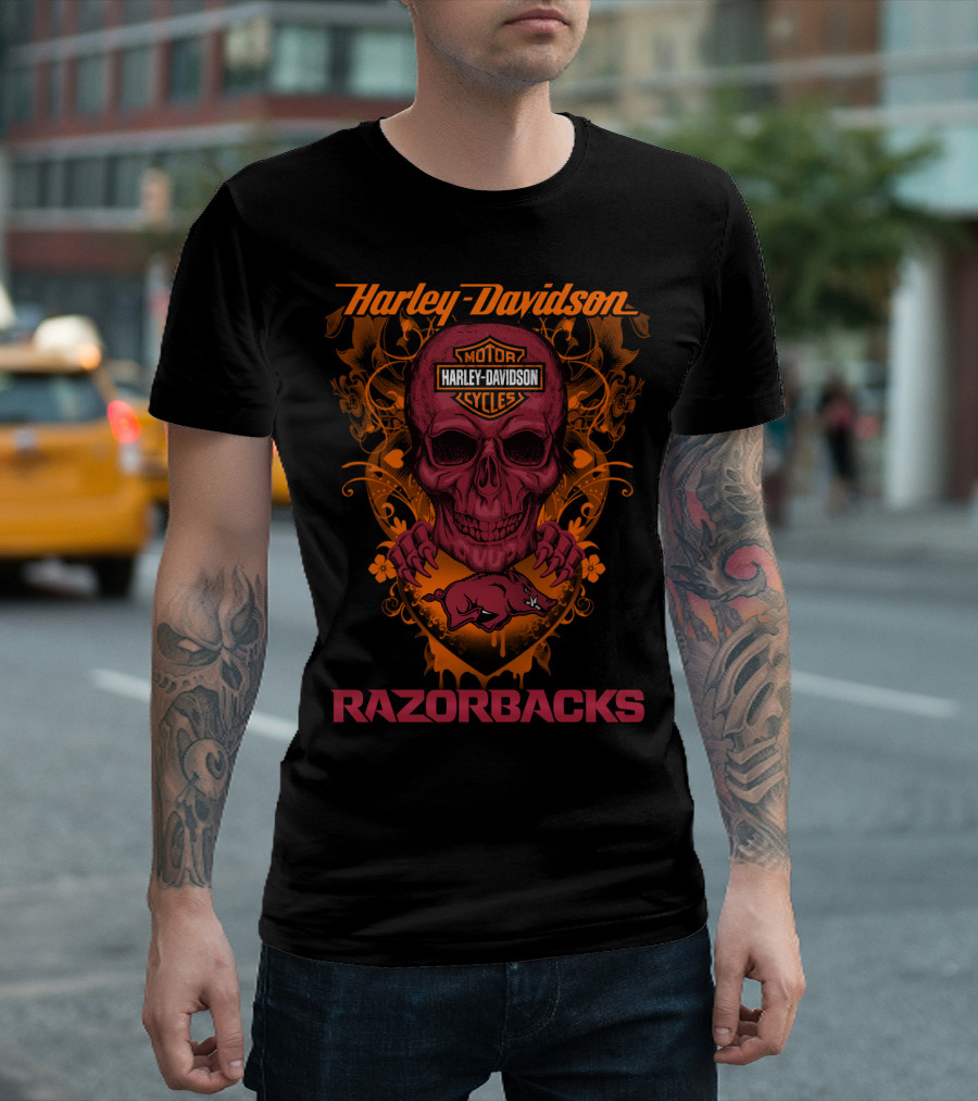 Harley Davidson Motor Cycles Razorbacks Skull Badge T-Shirt