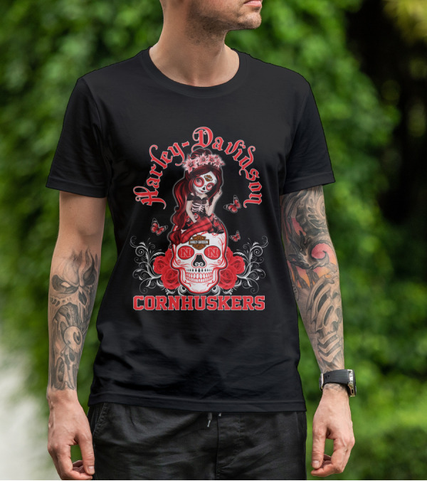 Harley Davidson Nebraska Cornhuskers Skull Roses Girl T-Shirt