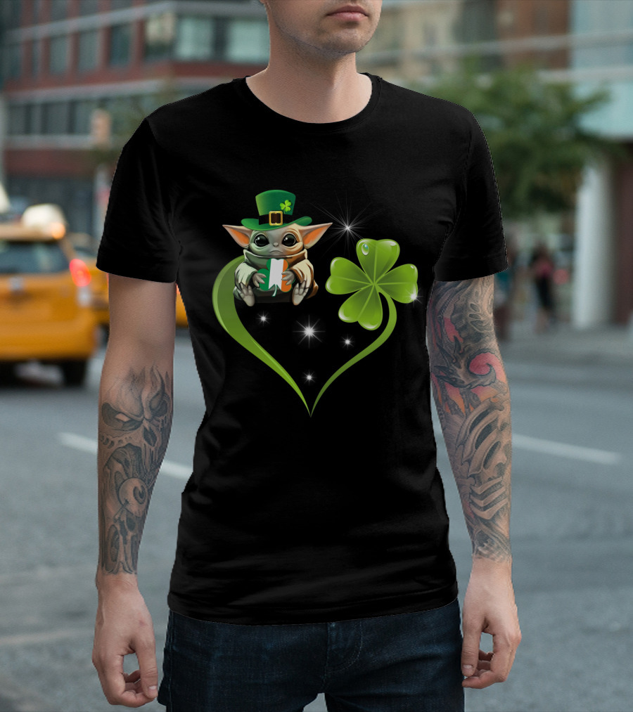 Yoda Shamrock Heart St. Patrick's Day T-Shirt