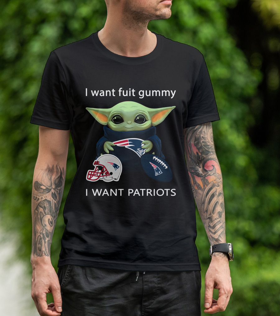 Fuit Gummy Baby Yoda Nfl New England Patriots T-Shirt