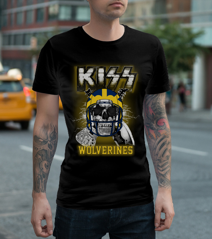 Kiss Wolverines Skull Helmet T-Shirt