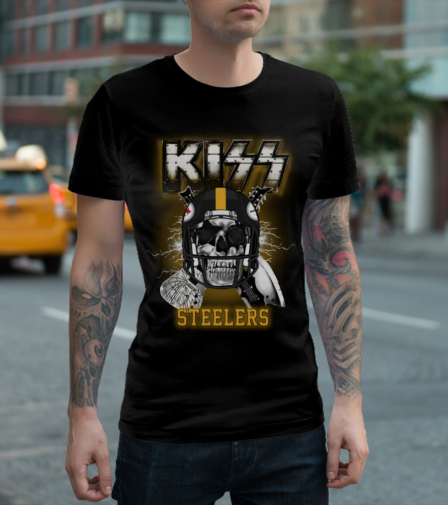 Kiss Steelers Skull Helmet T-Shirt