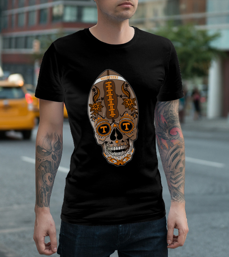Volunteers T T Football Skull T-Shirt