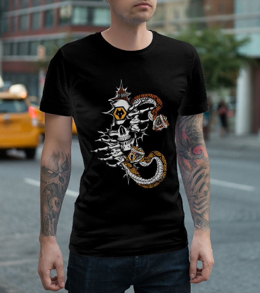 Skull Snake Wolverhampton Wanderers Badge T-Shirt