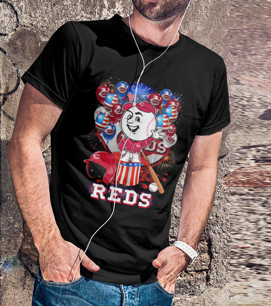 Mlb Cincinnati Reds Baseball Mascot Celebration With Fireworks And Patriotic Details T-Shirt