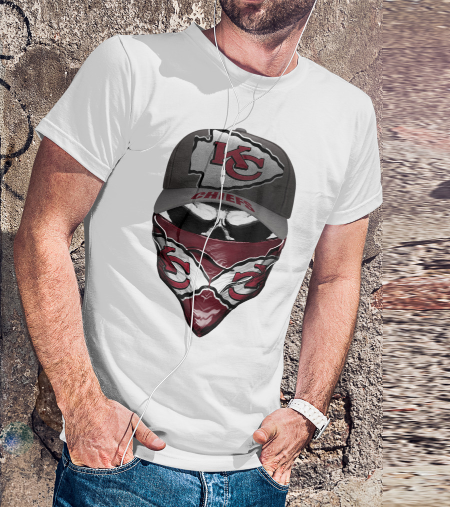 KANSAS CITY CHIEFS KC Logo Hat And Bandana Combo T-Shirt