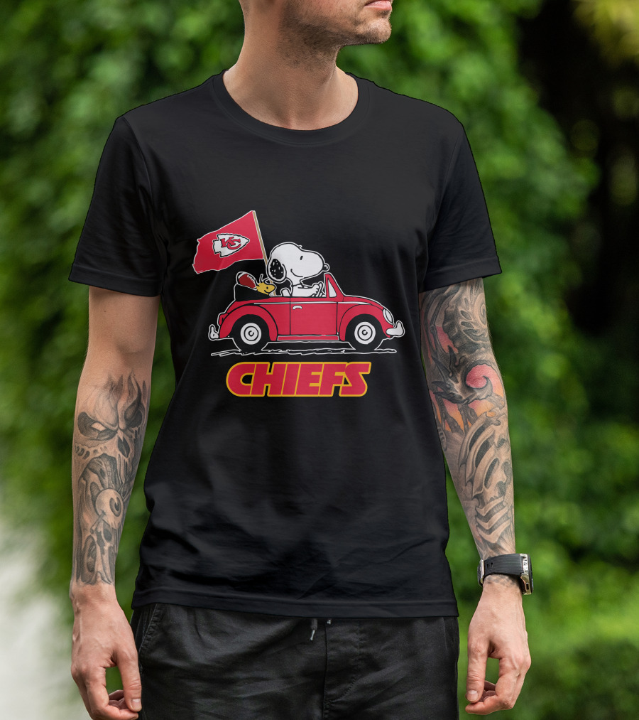 Snoopy Kansas City Chiefs Football Fan Car Ride T-Shirt