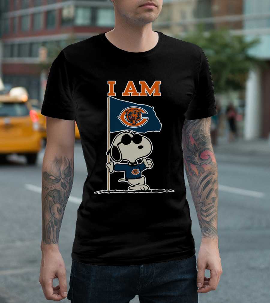 I Am Chicago Bears Snoopy T-Shirt