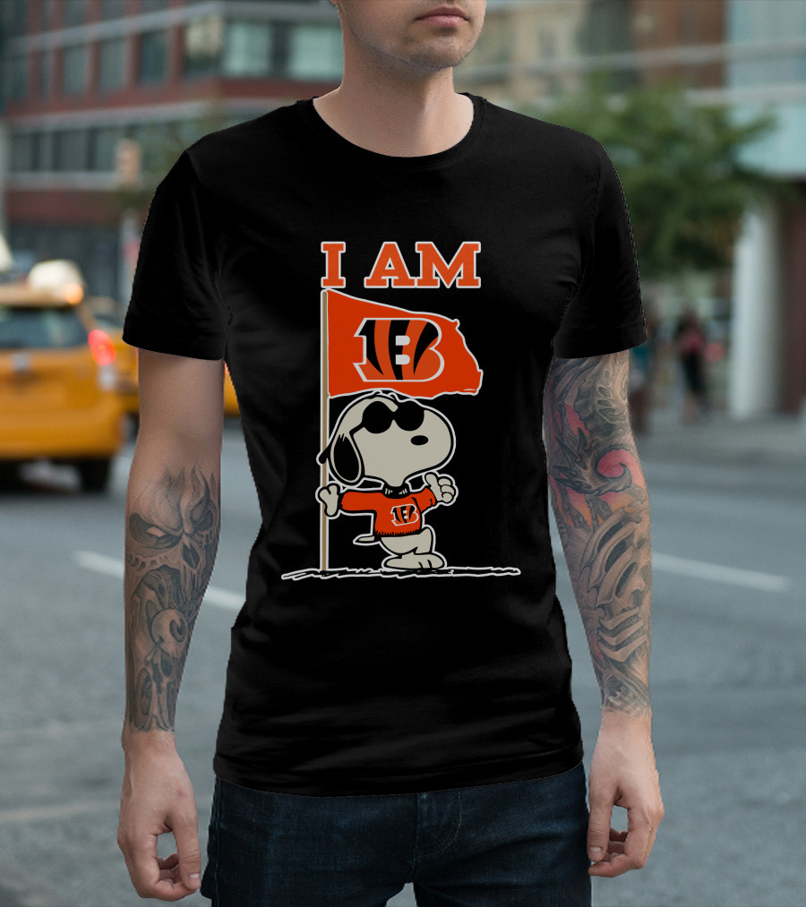 I Am Cincinnati Bengals Snoopy Flag T-Shirt