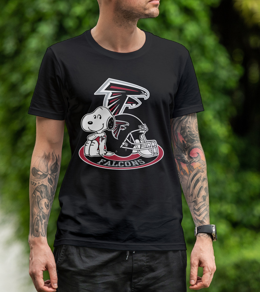 Atlanta Falcons Snoopy With Falcons Logo And Helmet T-Shirt