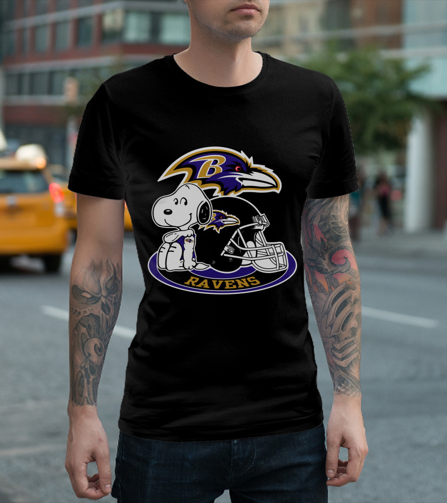 Baltimore Ravens Snoopy Helmet Logo Ravens T-Shirt