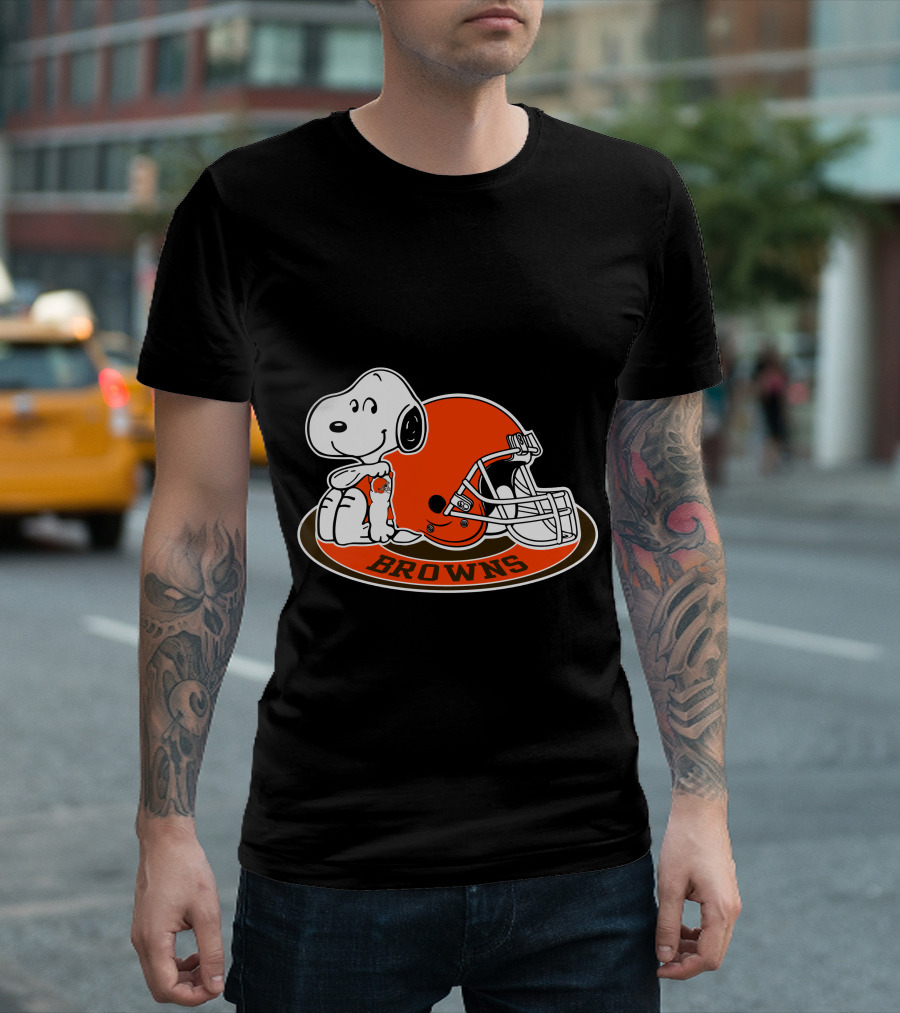Snoopy Cleveland Browns Helmet Browns T-Shirt