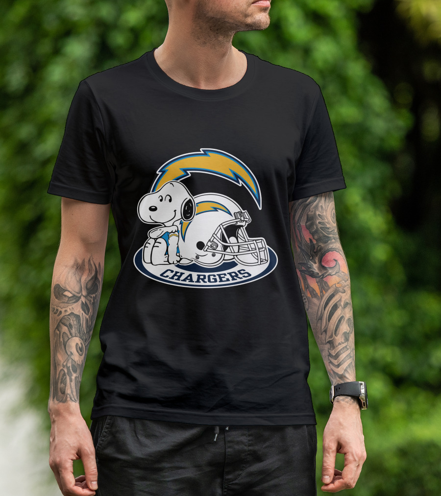 Los Angeles Chargers Snoopy Helmet Clipart 2 T-Shirt