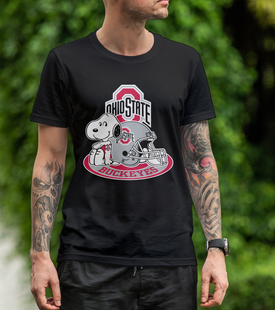 Ohio State Buckeyes Snoopy With Logo And Helmet T-Shirt