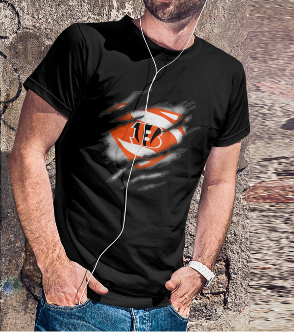 Cincinnati Bengals Superman Logo Ripped T-Shirt