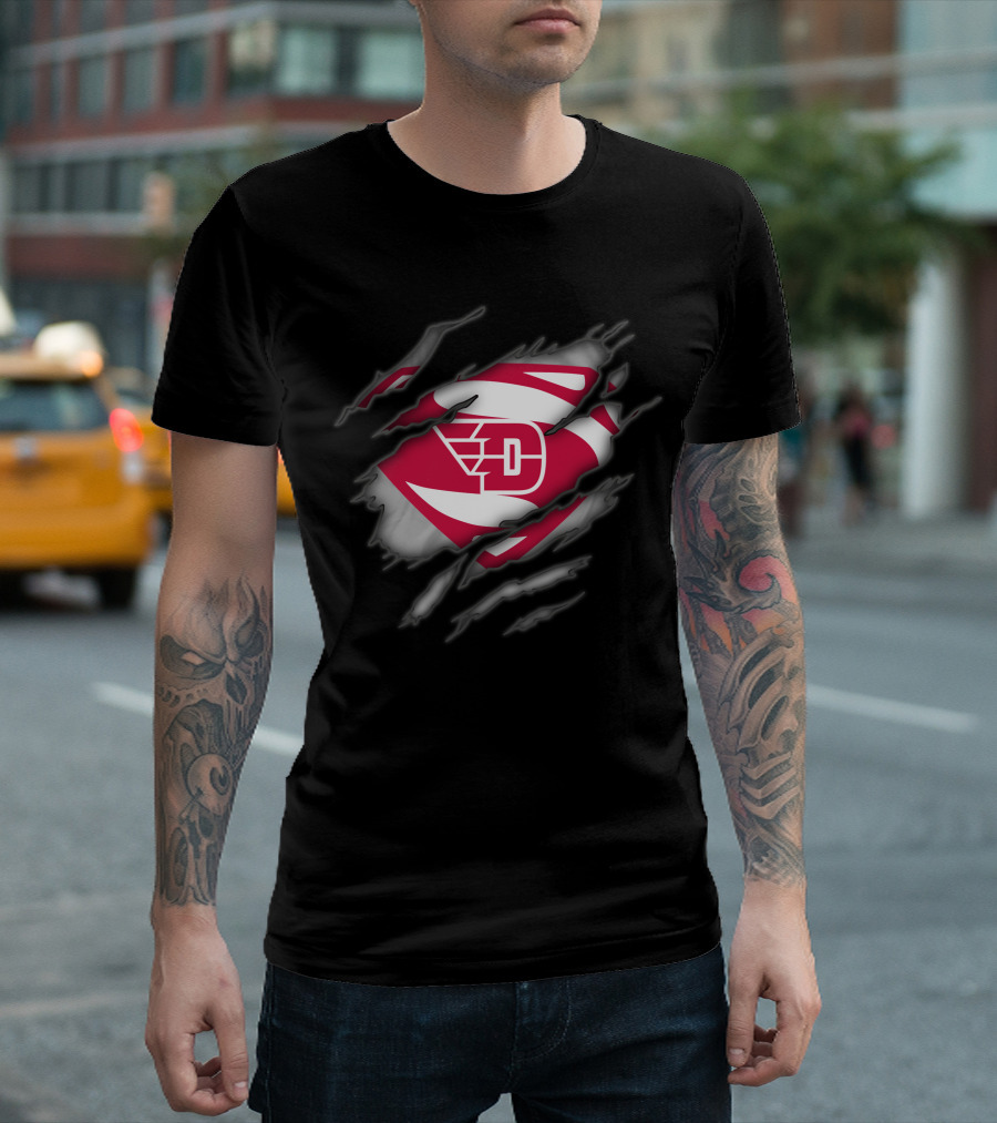 Dayton Flyers Superman Inspired Logo With Torn Fabric Effect T-Shirt