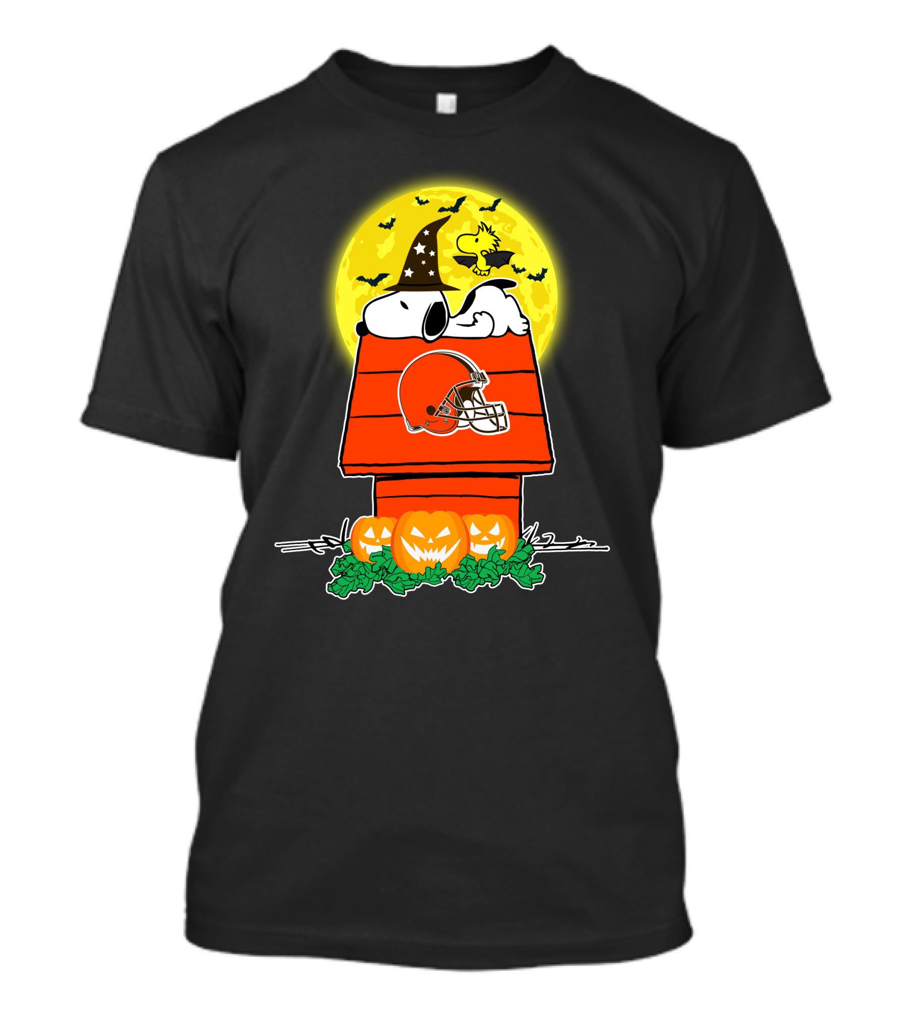 Cleveland Browns Helmet Snoopy Woodstock Halloween House Pumpkins Moon T-Shirt
