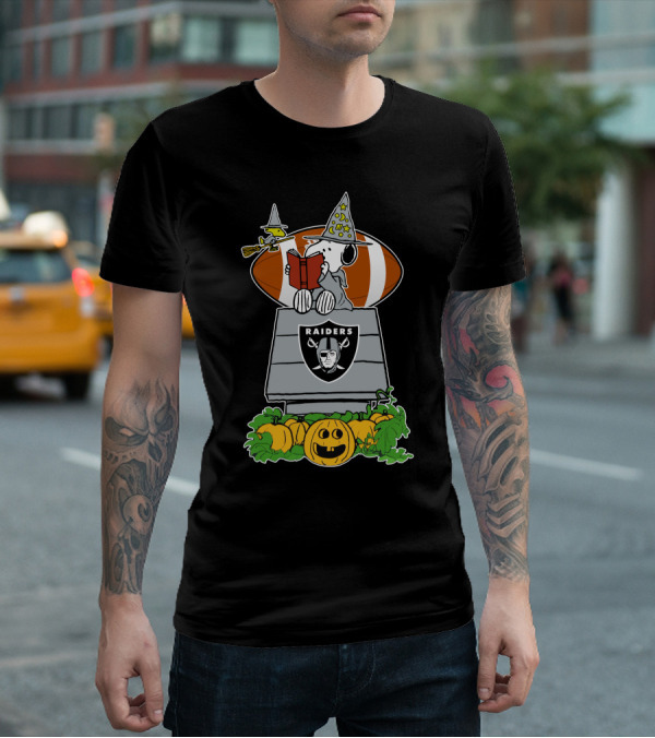Las Vegas Raiders Snoopy Halloween Witch Pumpkin Football Doghouse T-Shirt