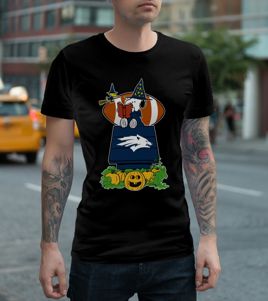 Nevada Wolf Pack Snoopy Halloween Football Wizard House And Pumpkins T-Shirt