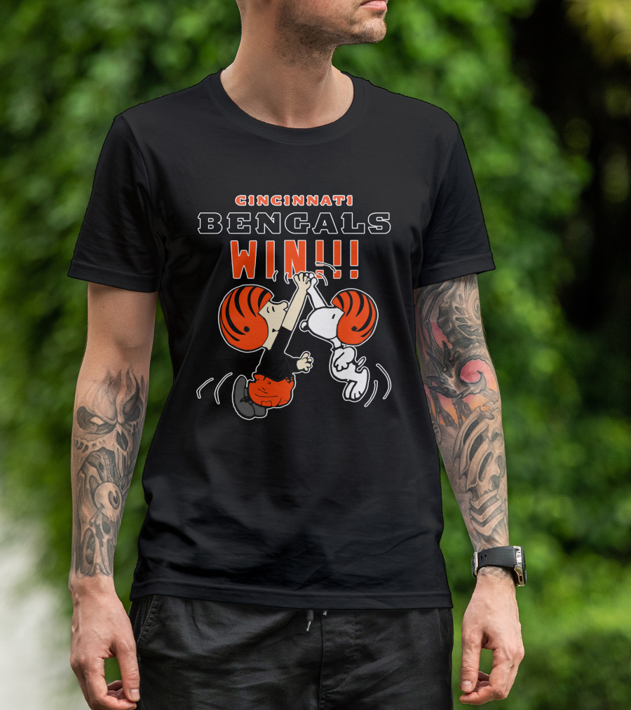Cincinnati Bengals Win Football Celebration With Cartoon Characters T-Shirt