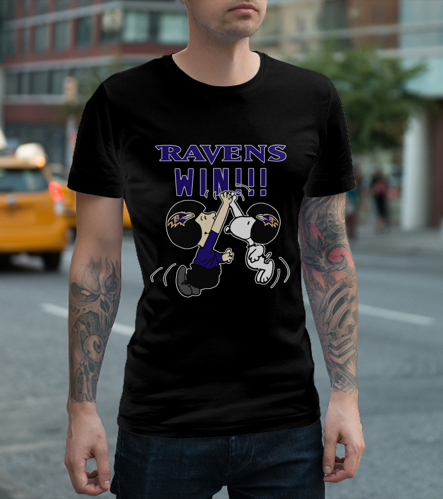 Ravens Win Baltimore Celebratory Iconic Characters High-Five T-Shirt