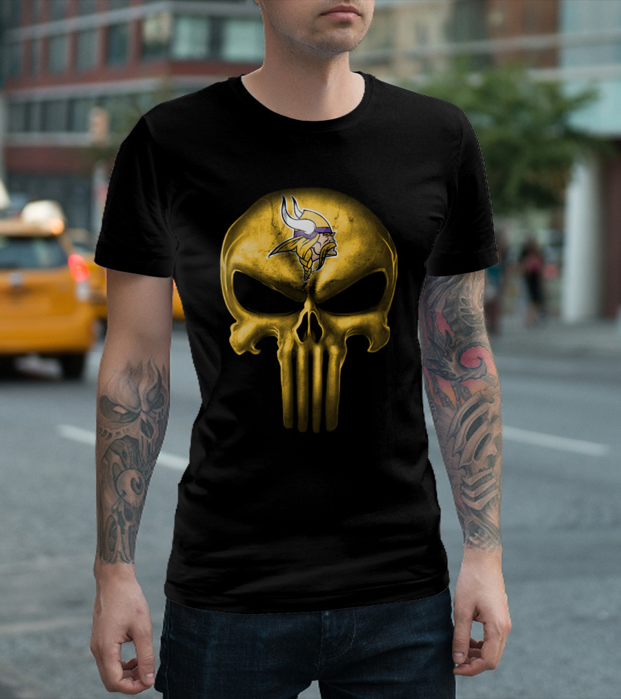 Minnesota Vikings Skull Emblem With Viking T-Shirt