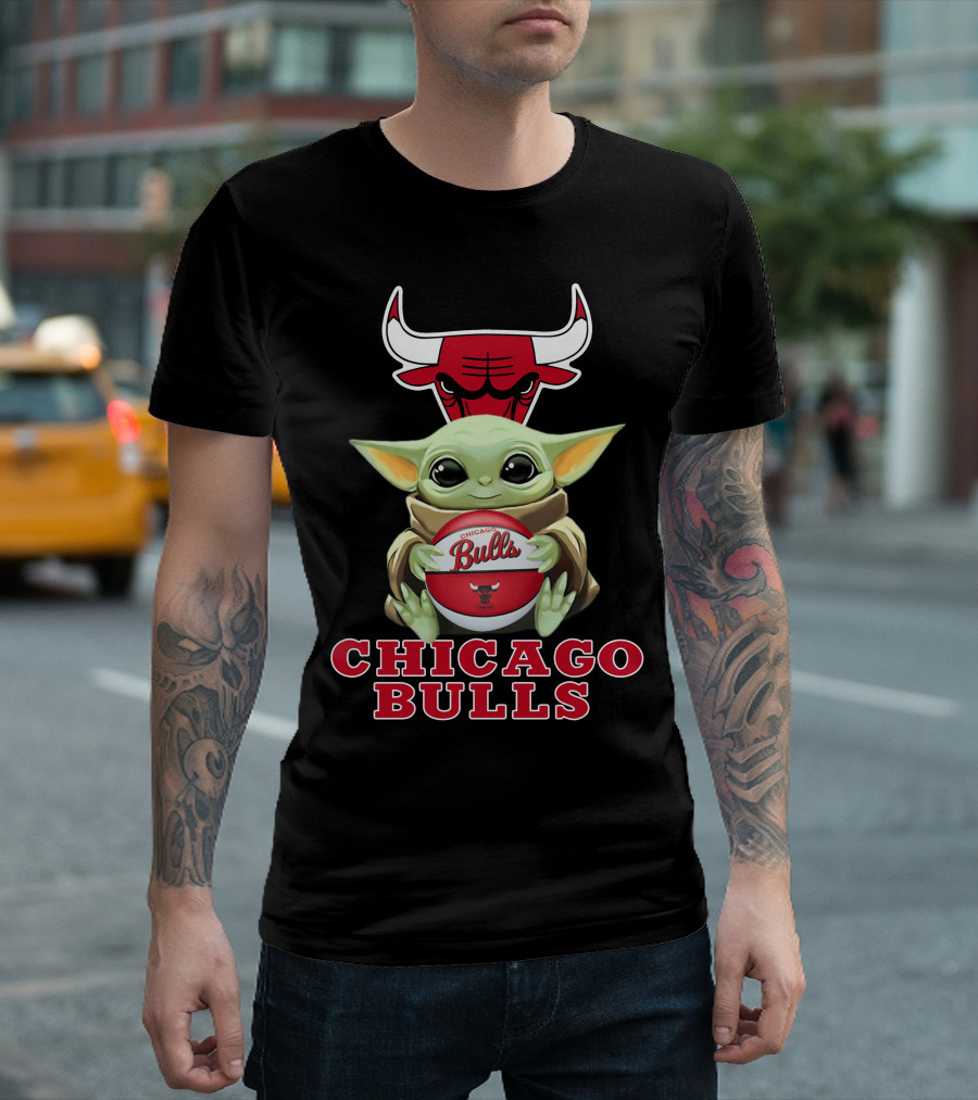 Chicago Bulls Baby Yoda Holding Basketball T-Shirt