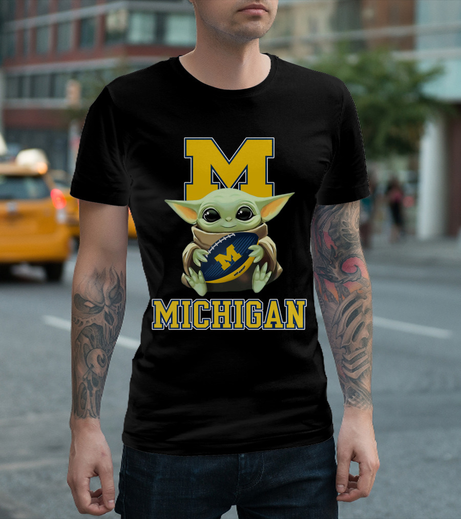Michigan Wolverines Baby Yoda Football Fan Character M T-Shirt