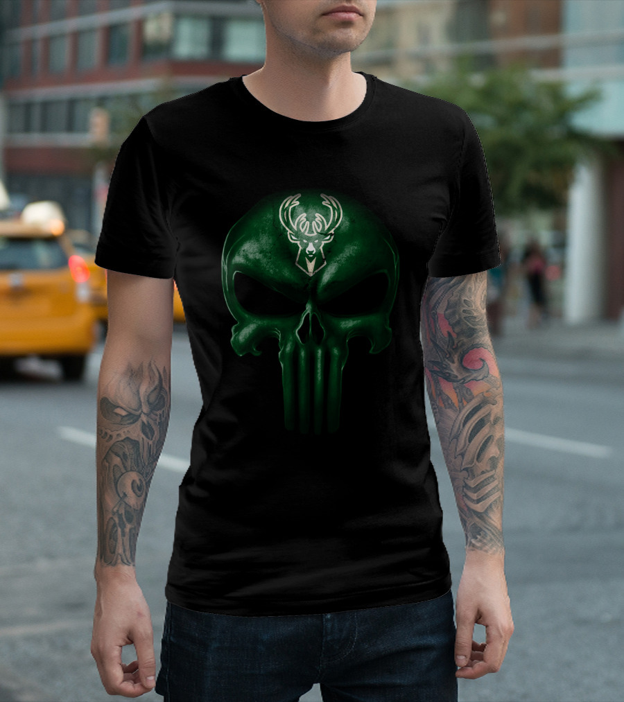 Milwaukee Bucks Skull Symbol With Team T-Shirt