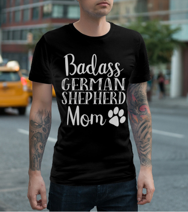 Badass German Shepherd Mom Paw Print Icon Funny Dog T-Shirt