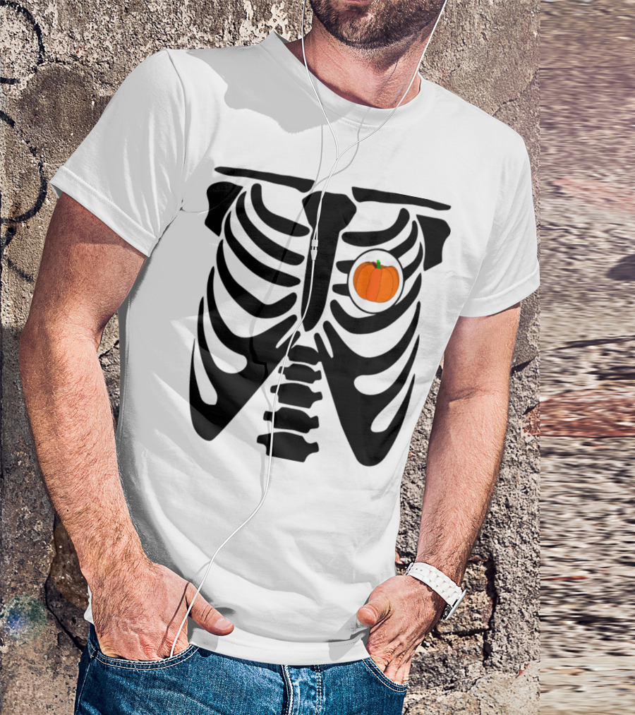 Pumpkin Xray Skeleton With Heart Rib Cage T-Shirt