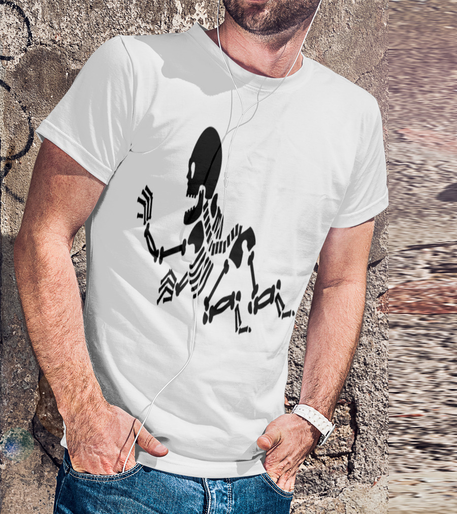 Crawling Skeleton Halloween Creepy Bones T-Shirt
