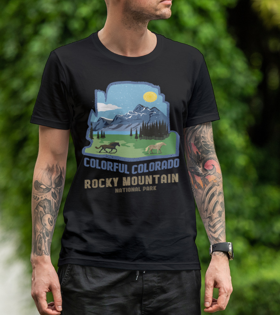 Colorful Colorado Rocky Mountain National Park Horses Scenic Nature T-Shirt