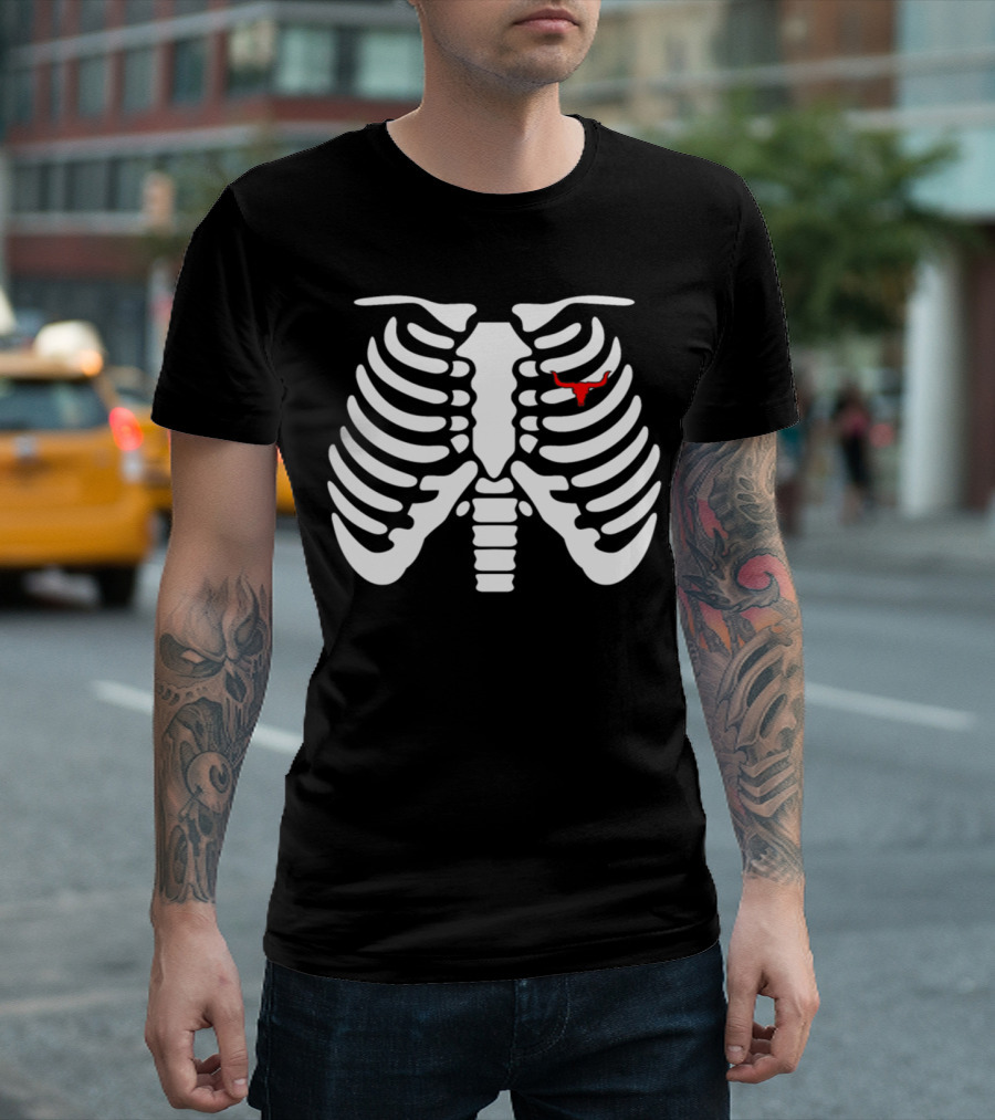 Halloween Skeleton Hunting Longhorn Rib Cage T-Shirt