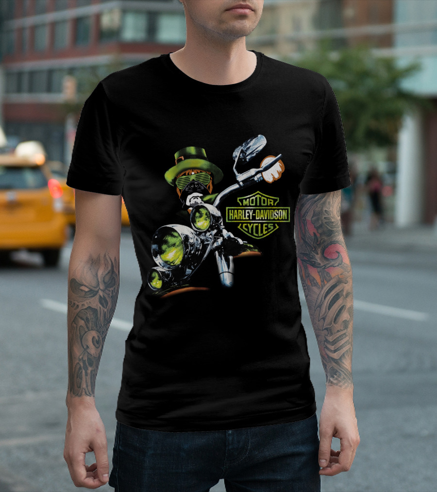 Boxer 18Hd Harley Davidson Motorcycles St. Patrick's Day Dog Rider T-Shirt