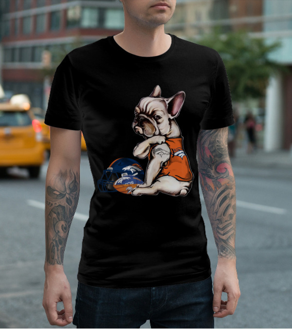 Denver Broncos Pug With Helmet And Ball T-Shirt