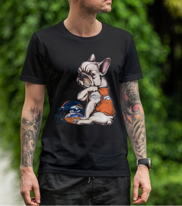 Denver Broncos Pug With Helmet And Ball T-Shirt