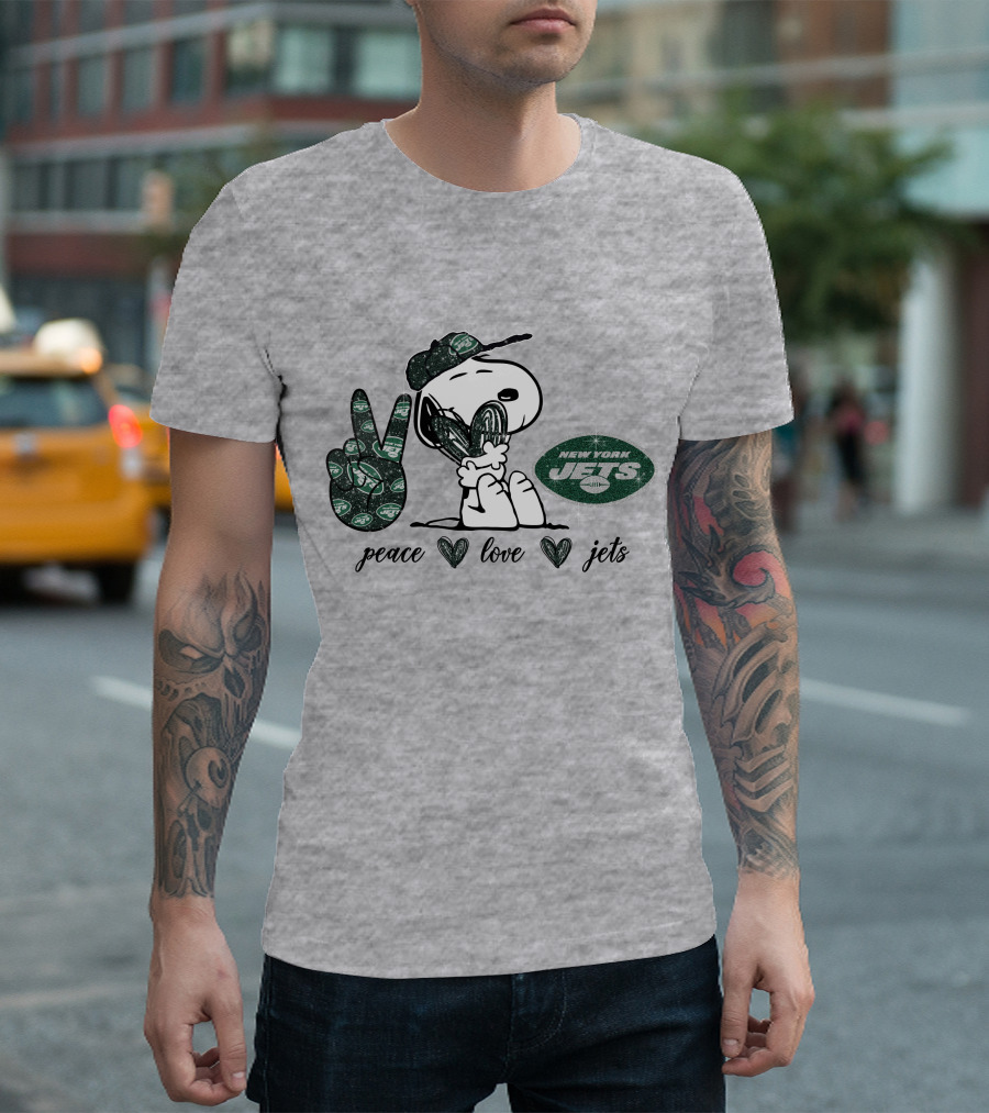 Peace Love New York Jets Snoopy Football Fan T-Shirt