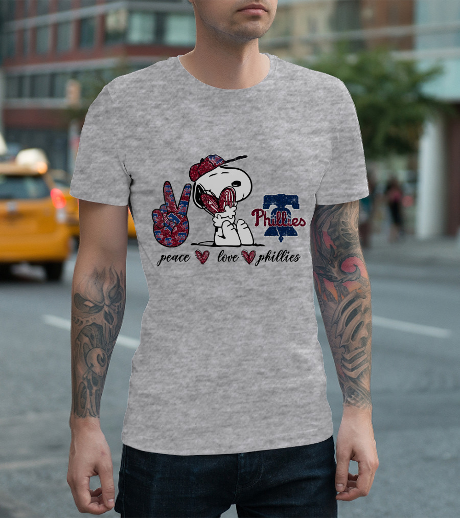 Peace Love Phillies Snoopy Philadelphia Phillies Fan T-Shirt