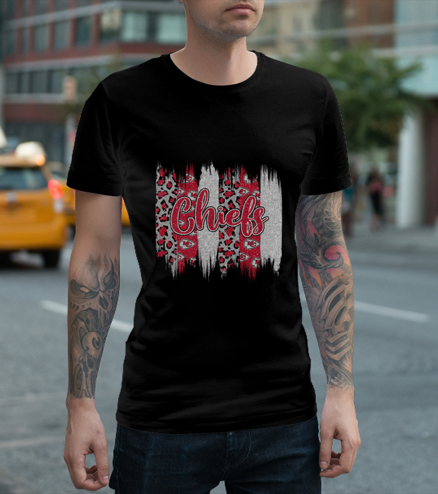 Chiefs Brushstroke Leopard Glitter T-Shirt