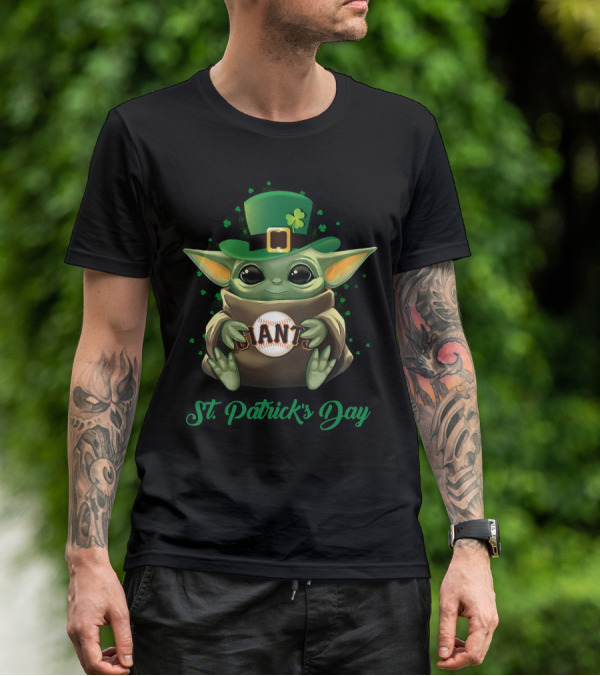San Francisco Giants Baby Yoda St. Patrick's Day Clover Hat Baseball T-Shirt