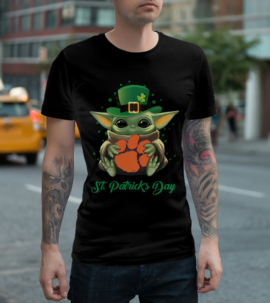Clemson Tigers Baby Yoda St. Patrick's Day T-Shirt