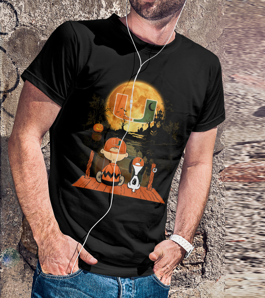 Miami Hurricanes Halloween Full Moon U Logo Charlie And Snoopy Scene 495 L1TTT T-Shirt