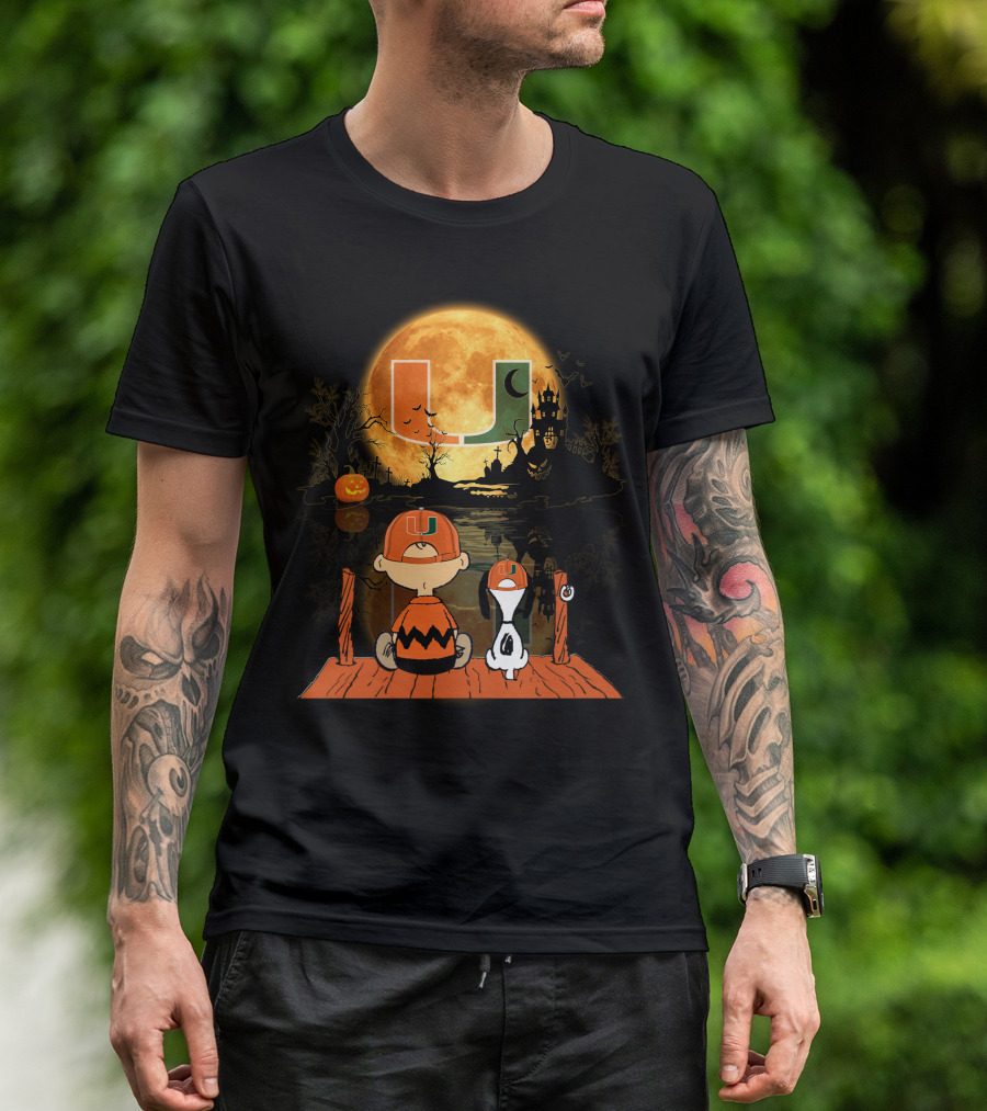 Miami Hurricanes Halloween Full Moon U Logo Charlie And Snoopy Scene 495 L1TTT T-Shirt