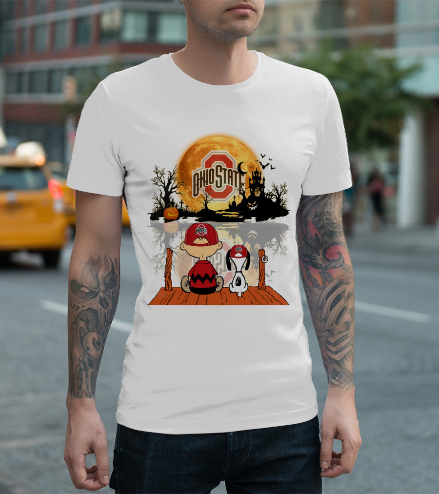 Ohio State Buckeyes Halloween Moon Charlie and Snoopy 495 T-Shirt