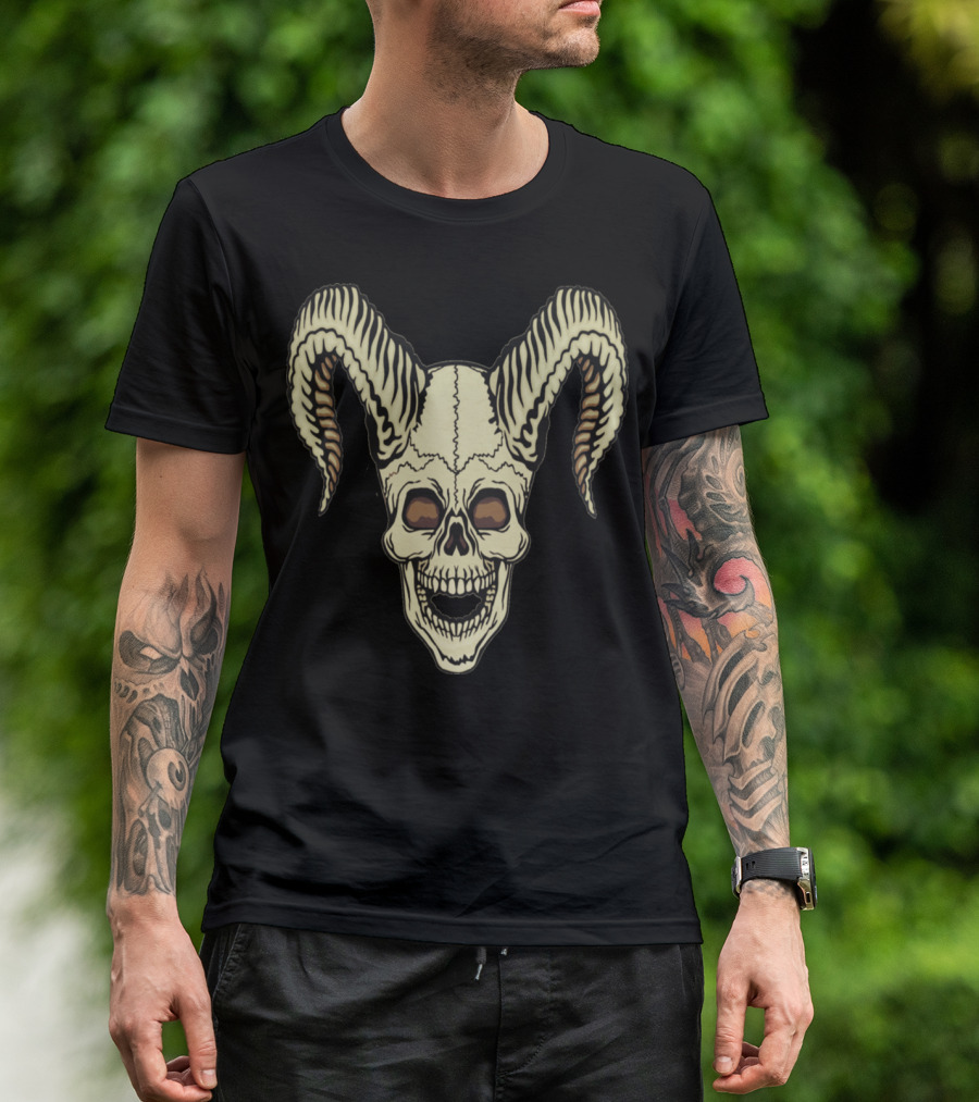 Horned Skull With Striped Curved Horns T-Shirt