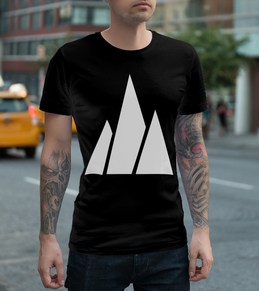 Basic Mountains Minimalist Triangle Peaks T-Shirt