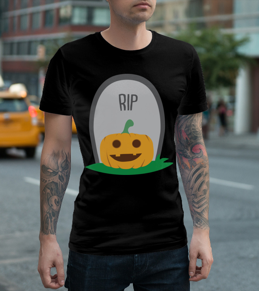 Pumpkin Grave RIP Gravestone Smiling Jack-o'-Lantern Face T-Shirt